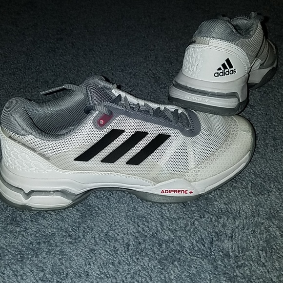 barricade shoes 2019